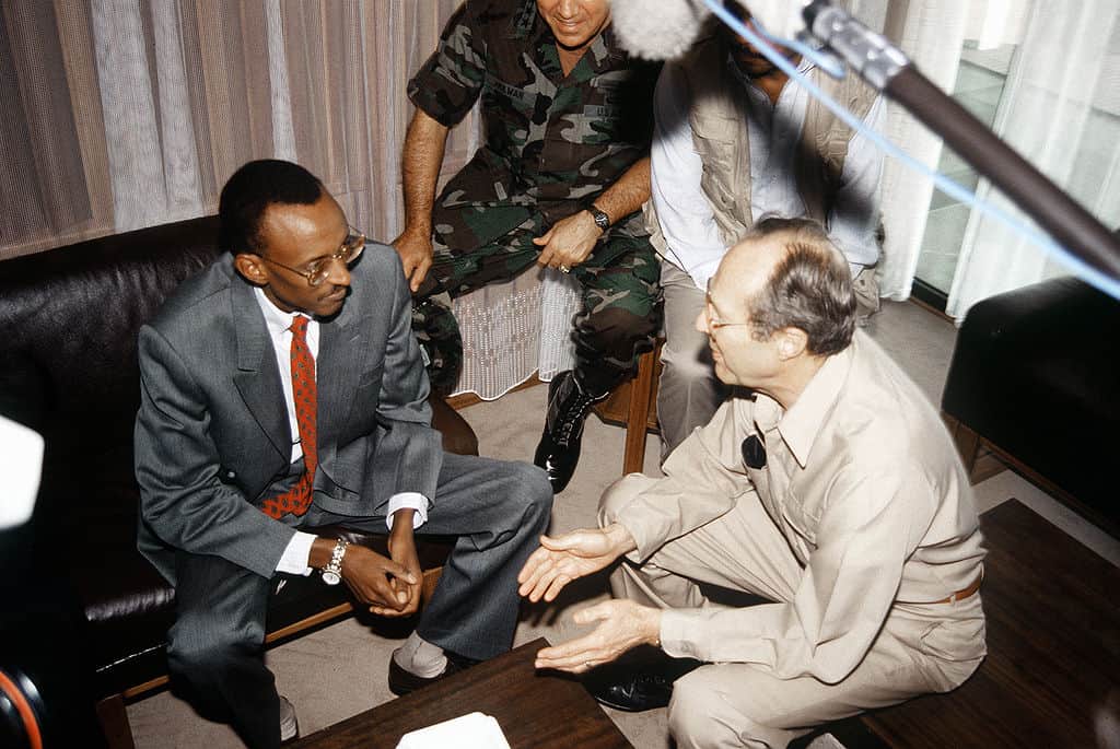 Rwanda Genocide- Vice President Kagame with United States Secretary of Defense William Perry in July 1994