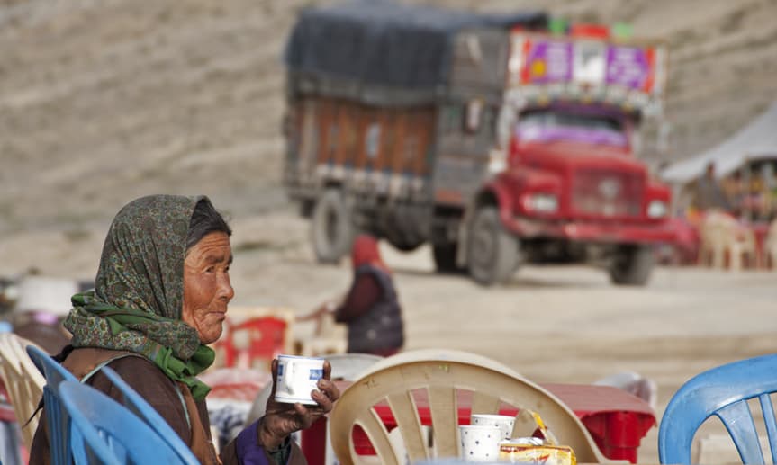 Manali-Leh 5000m tea lady