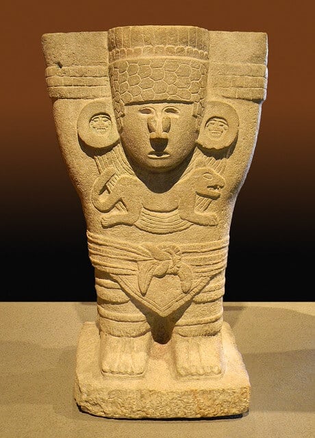 Mayan Statue via pixabay