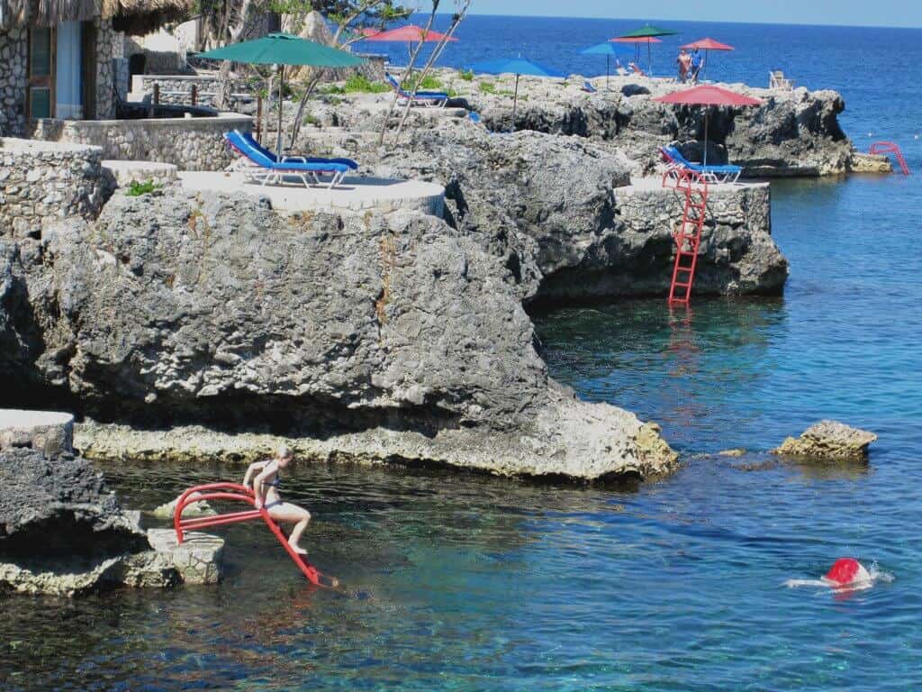 Things to do in Jamaica - Snorkel Rockhouse Resort