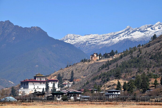 Bhutan Travel Guide - Himalayas via @greenglobaltrvl