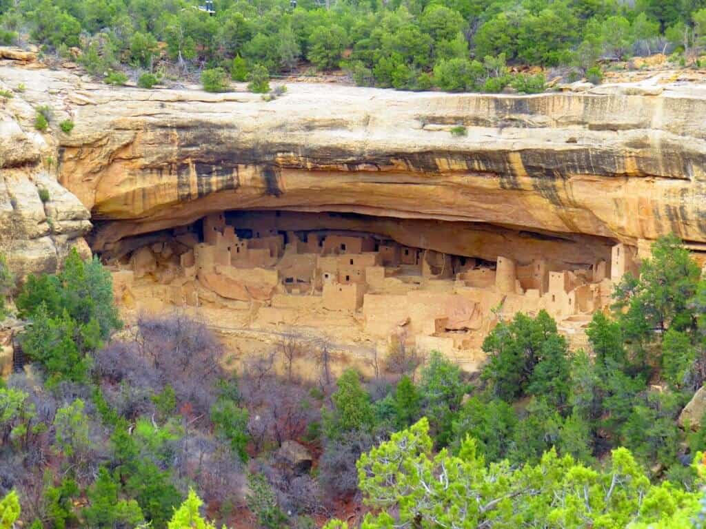 Mesa Verde Tours: Across the Canyon from Cliff Palace