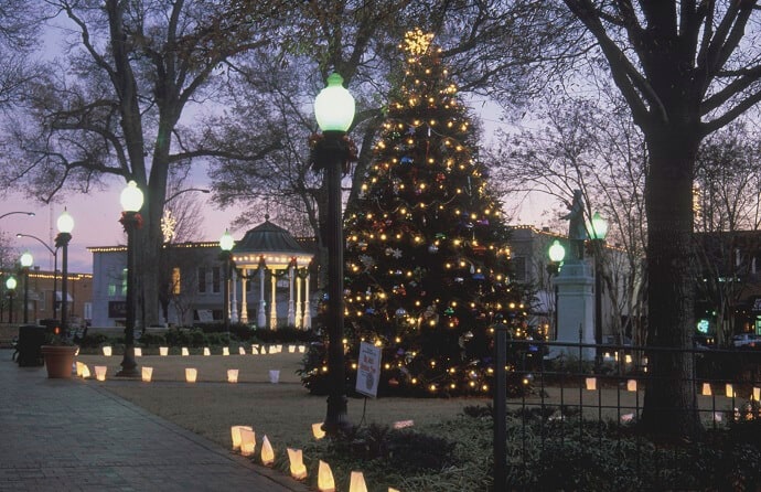 Christmas Events outside Atlanta -Marietta Square Winter Wonderland