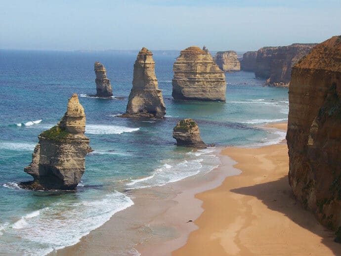 THE GREAT OCEAN ROAD -Twelve Apostles