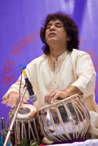 Tabla virtuoso Zakir Hussain