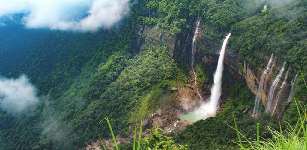 20 of the World's Biggest Waterfalls (By Continent)