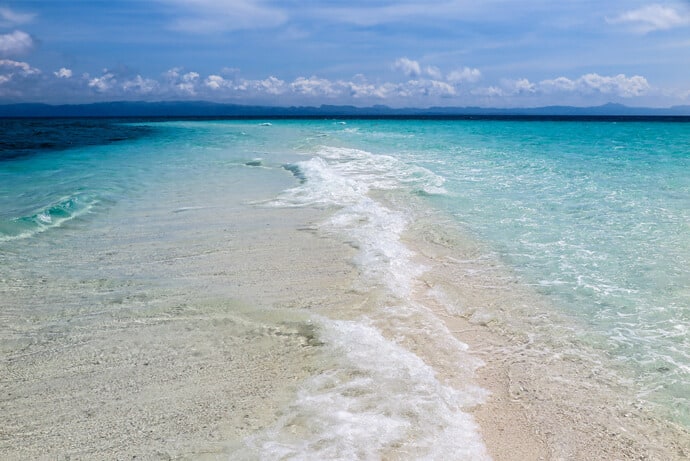 Kalanggaman Island, Philippines by Veronika Primm 