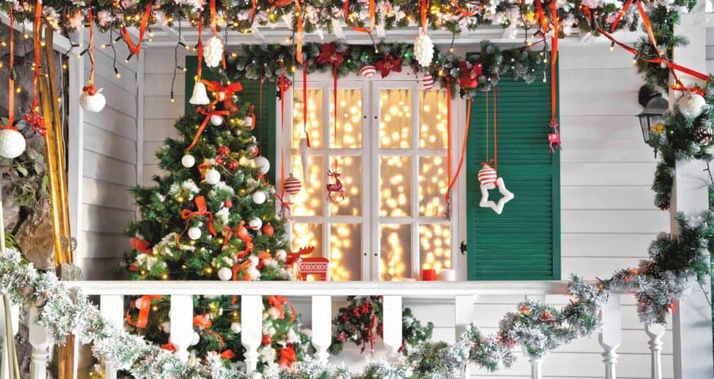 Christmas Decorations Definition