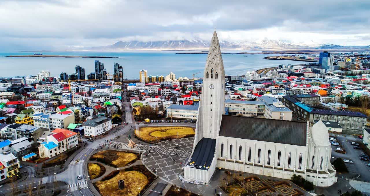 Experiencing Authentic Icelandic Culture – Green Global Travel