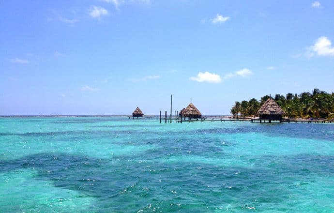 Best places to visit Central America -Glovers Reef Atoll in Belize