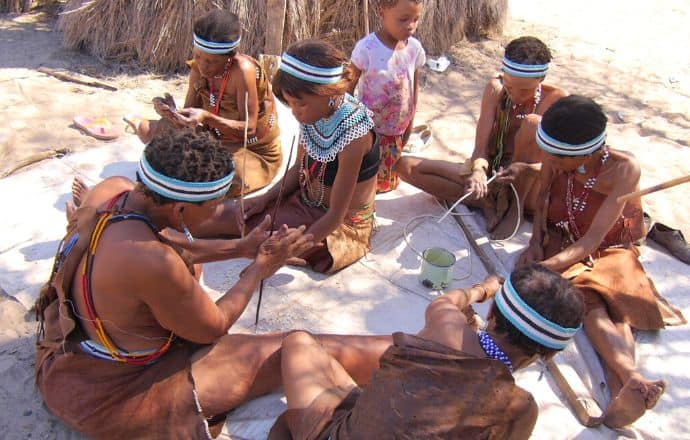 Pueblo bosquimano de Botswana