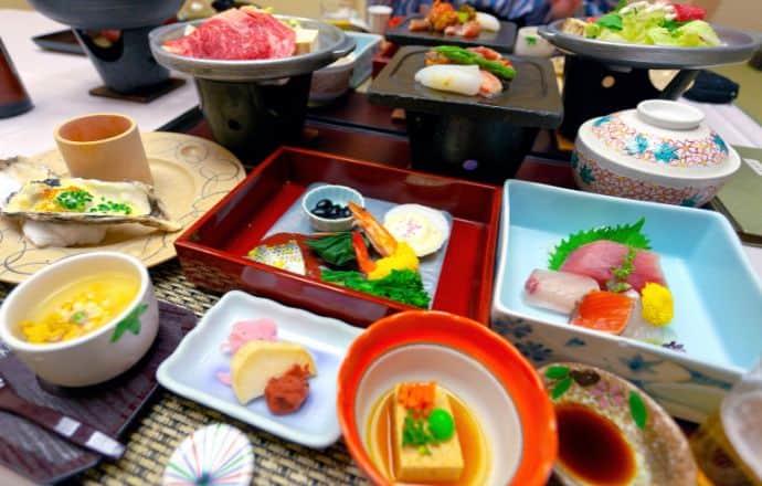 travel and food - Kaiseki - Traditional Japanese Meal