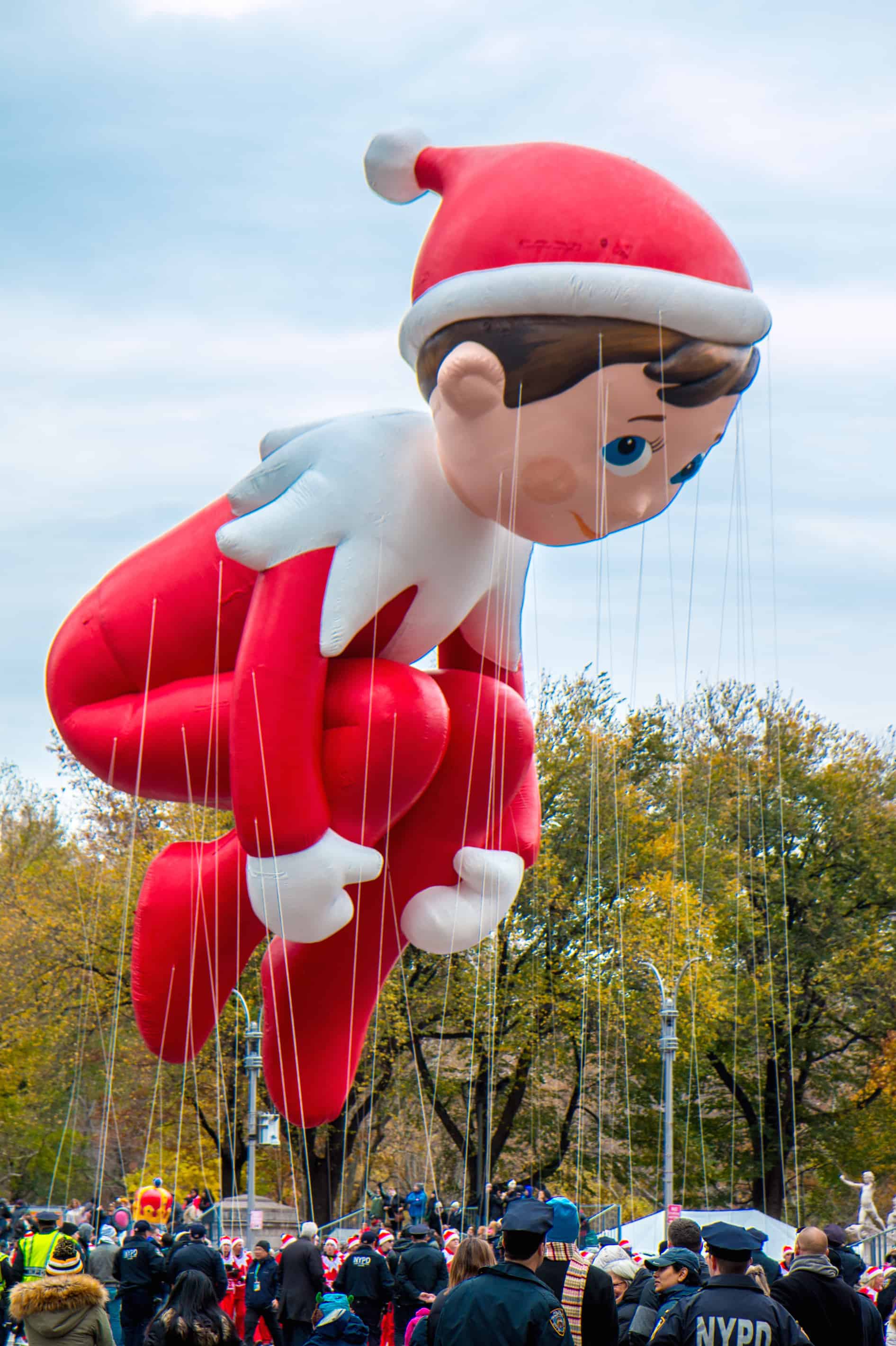 90th macy's thanksgiving day parade- Elf on the Shelf