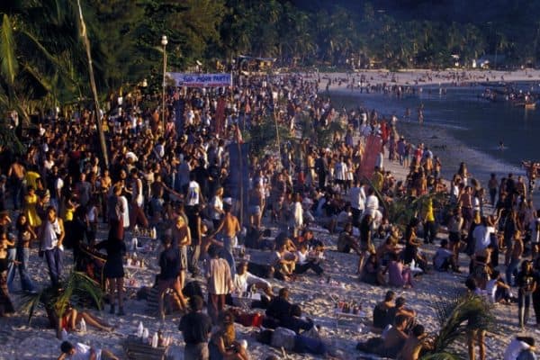 Thailand's Haad Rin Beach in 2005, photo via Gringo Trails