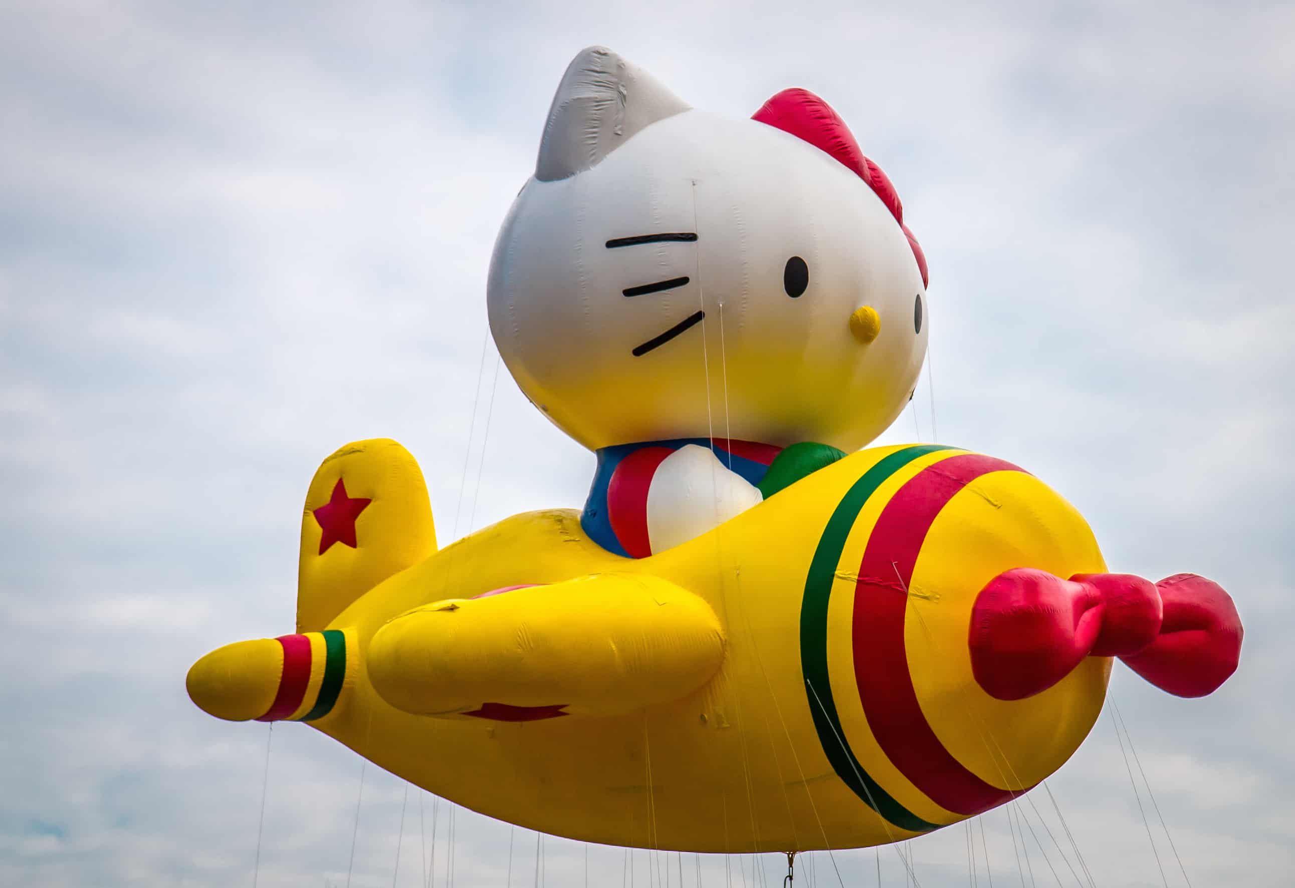 90th macy's thanksgiving day parade- Hello Kitty