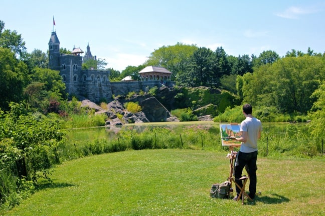 Artist_painting_Belvedere_Castle_Central_Park