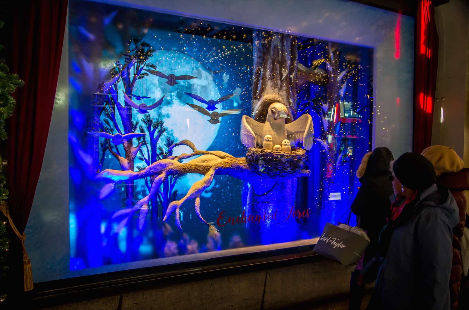 Lord & Taylor's Holiday Window Displays Are Full of Tiny Moving People